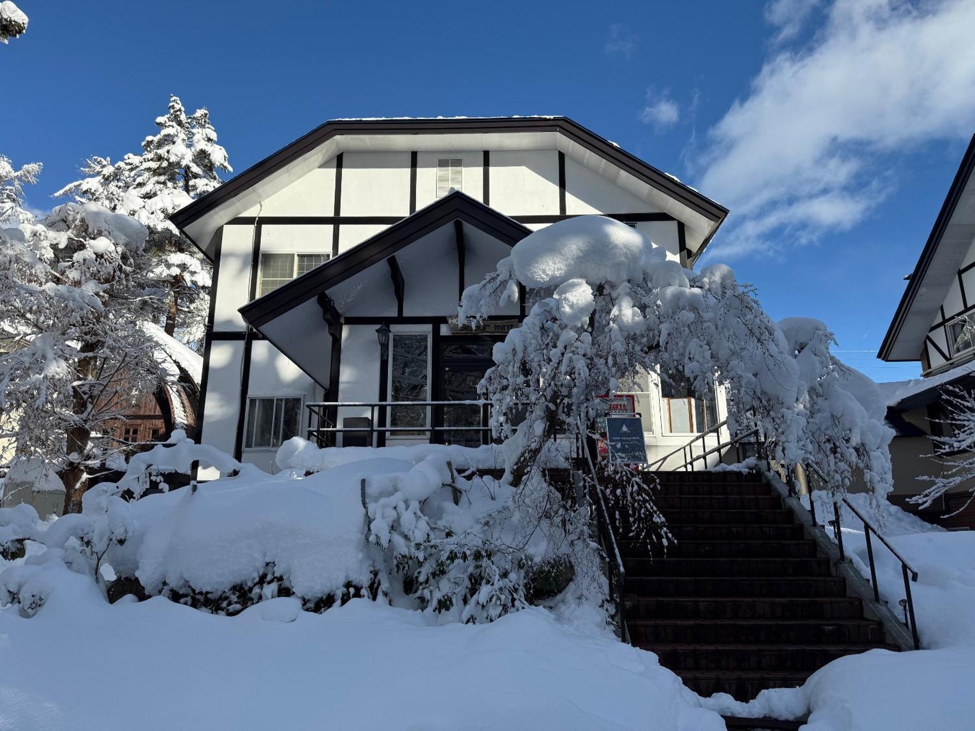 Hotel Sejour Mint In Hakuba Eksteriør billede
